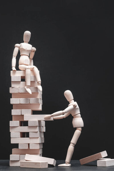 бизнес предательство ревность корпоративное соперничество
