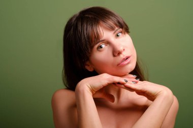 duygu kadın portre ilgi