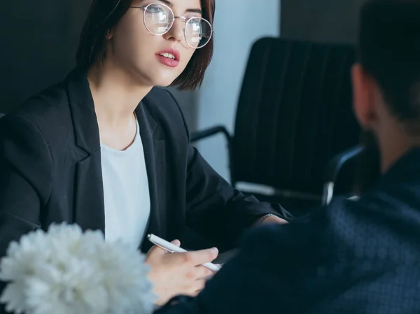 Recursos humanos gerente contratación entrevista de trabajo — Foto de Stock