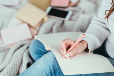 Evde çalış, serbest çalış, yaratıcı ilham.