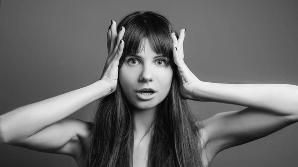 Frightened terrified surprised woman portrait — Stock Photo, Image