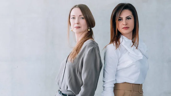 Exitoso negocio damas estilo de vida fuerte equipo — Foto de Stock