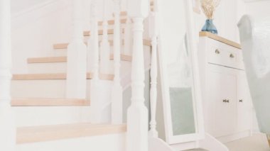 hareketli ev emlak ajansı modern iç