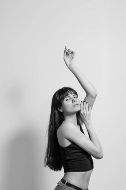 moda sanatsal model cazip performans