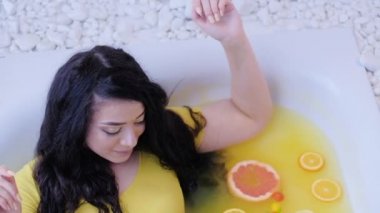 spa terapi cilt bakımı sağlıklı yaşam organik narenciye banyosu