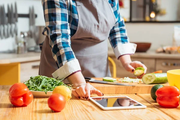 Online kulinarisk klass hälsosam kost vegetarisk mat — Stockfoto