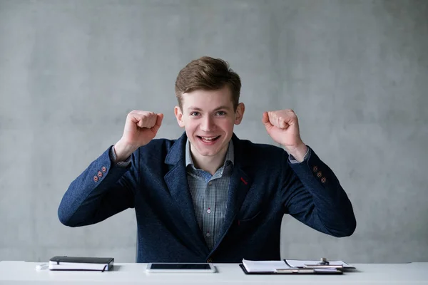 Office excited young manager successful project — Stock Photo, Image