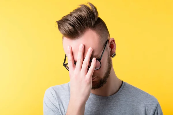 Omg tired bored man face palm mistake — Stock Photo, Image