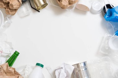 atık yönetimi sıralama plastik kağıt cam metal