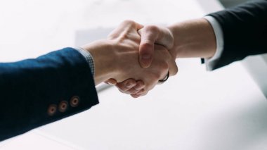 başarılı ortaklık profesyonel el sıkışma