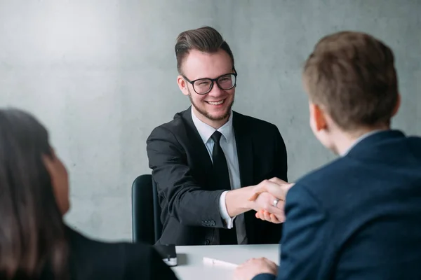 Carreira profissional bem sucedida entrevista de emprego — Fotografia de Stock