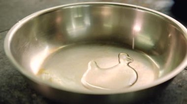 pişirme yağı kızartma tava profesyonel mutfak dökün