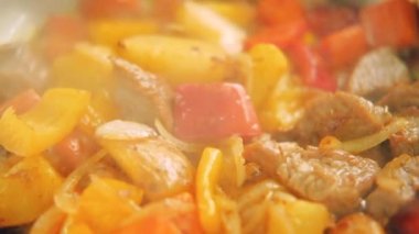 güveç hazırlama gıda et sebze yemek