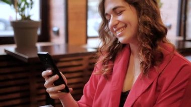 iletişim kadın manifatura cep telefonu sohbet