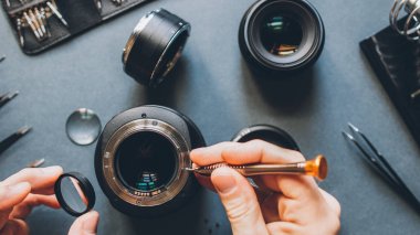 sökülmüş cihaz analizi fotoğraf kamera lensi