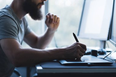 web grafik tasarım yaratıcı illüstratör tablet kalem