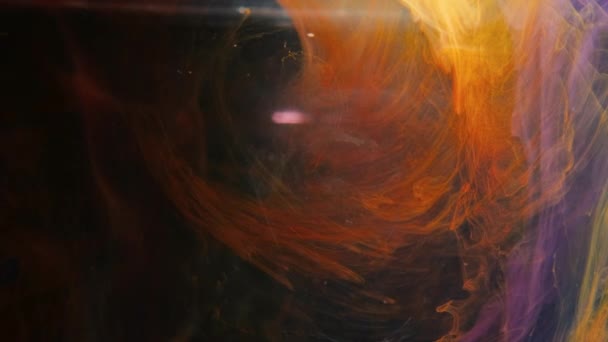 Kleurrijke gemengde verf Swirl licht flare inkten beweging — Stockvideo