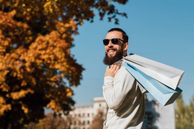 sonbahar sezonu yeni koleksiyon alışveriş sonbahar gökyüzü