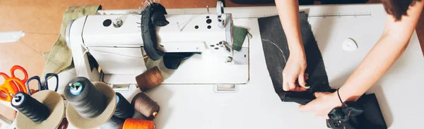 Alfaiate oficina costureira desenho padrão de tecido — Fotografia de Stock