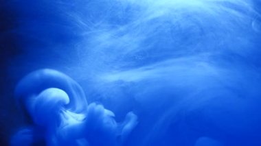 mürekkep hareketi mavi boya enjekte akış akışı dönen