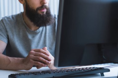 yazılım geliştirici programcı işyeri kodu