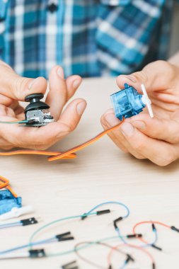 Elektronik Mühendisliği deney programcı Laboratuvarı