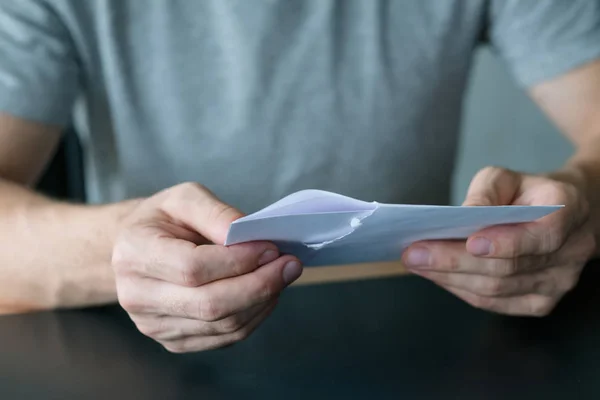 Written communication man received letter envelope — Stock Photo, Image