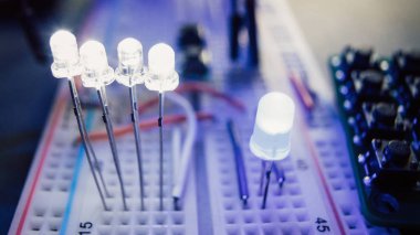 ışık yayan diyotlar elektrikli breadboard led