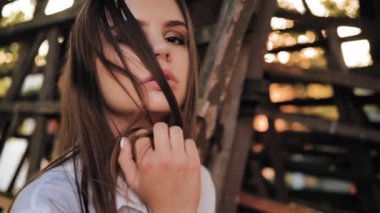 moda modelleme baştan çıkarıcı cazip kadın poz