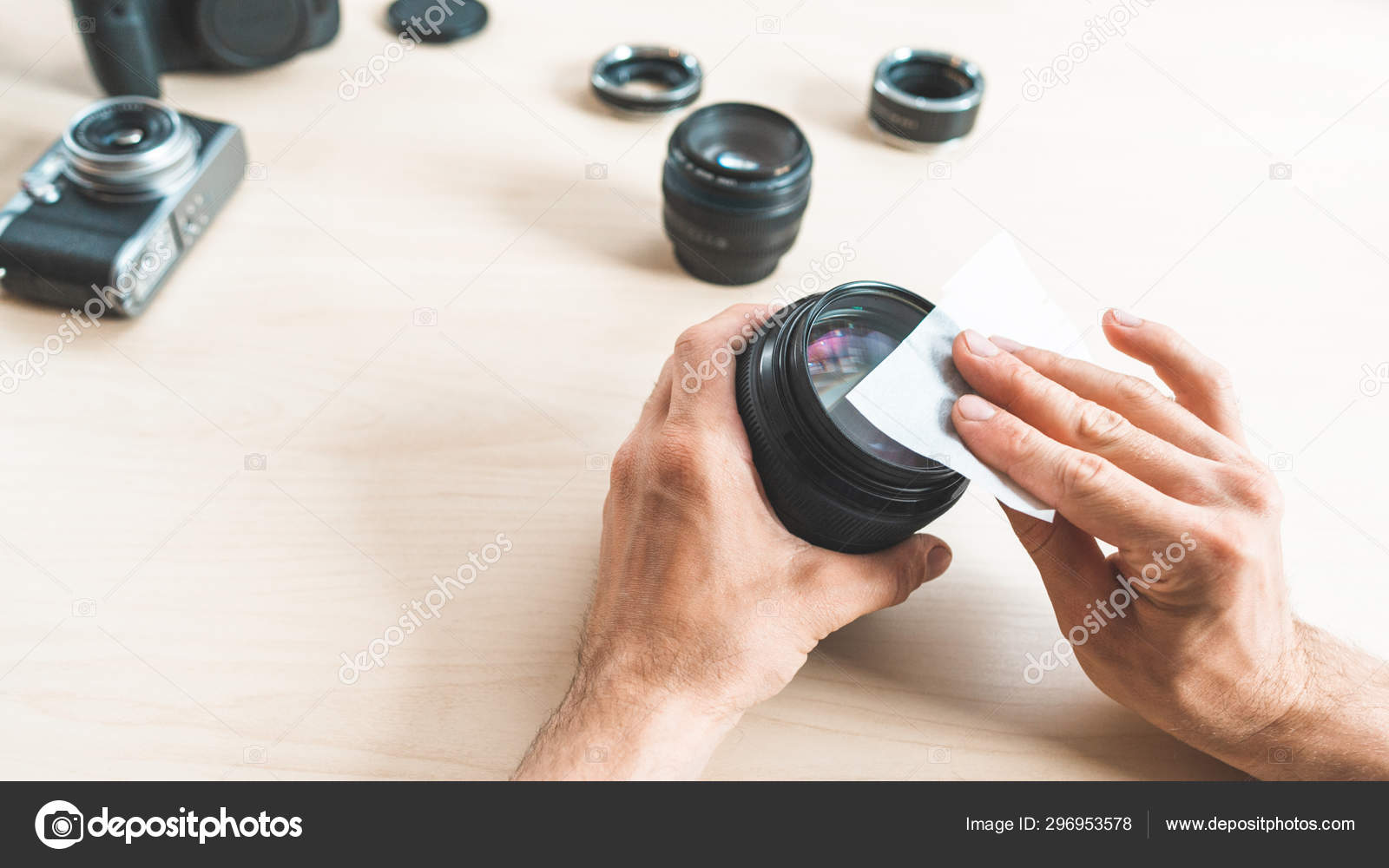 Photographing equipment care service camera lens ⬇ Stock Photo, Image