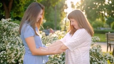 aile birleşimi sürpriz sevinç mutluluk toplantısı