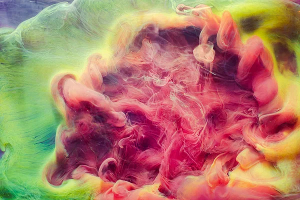 Tinta agua chapoteo misterioso smog rosa amarillo pintura — Foto de Stock