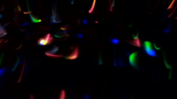 Verschmierte Linse Fackel Party Beleuchtung mehrfarbig — Stockvideo