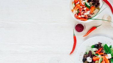 Şölen masası sebze salatası çeşitleri