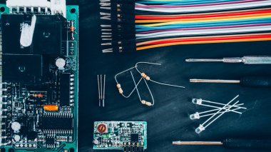 teknisyen işyeri elektronik bileşenler araçları