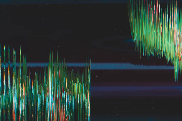 Glitch abstracte achtergrond groen defect geluid donker — Stockfoto