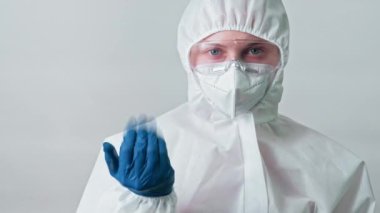 Tıp bilimcisi ppe google 'da hoş geldin jesti