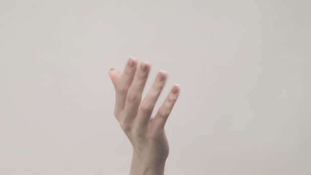 Χειρονομία χέρι ευπρόσδεκτη γυναίκα σήμα καλώντας επίσκεψη — Αρχείο Βίντεο