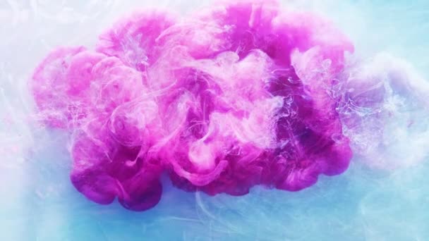 분홍빛 연기 구름 분홍 잉크 물 파랑 — 비디오