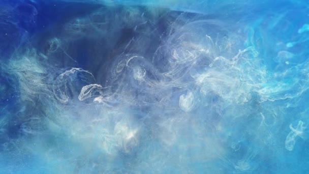 Kleur rook stroom blauw wit glitter mist beweging — Stockvideo