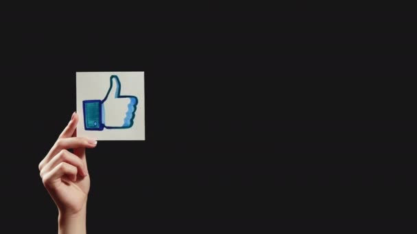 Lignende logo følge sociale netværk hånd tommelfinger op tegn – Stock-video
