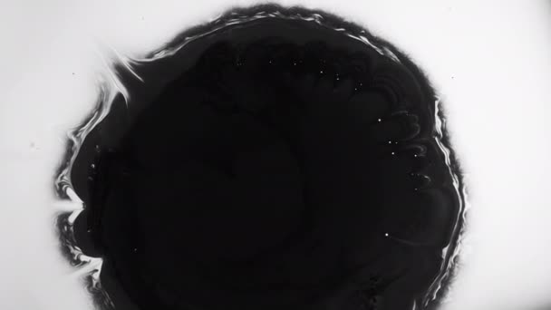 Grunge art fond noir encre tache mouvement blanc — Video