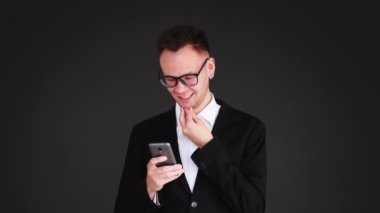Romantik sohbet online flört mutlu iş adamı