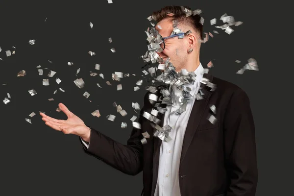 Bedrijf truc fraude regeling misleid man confetti — Stockfoto