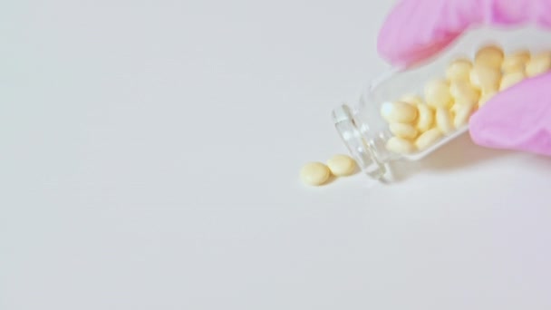 médicament surdosage main dispersion pilules ensemble 2