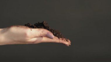 bereketli toprak, toprak, toprak, toprak, toprak...