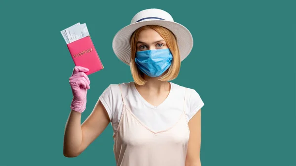 Quarantena prevenzione viaggio restrizione donna — Foto Stock