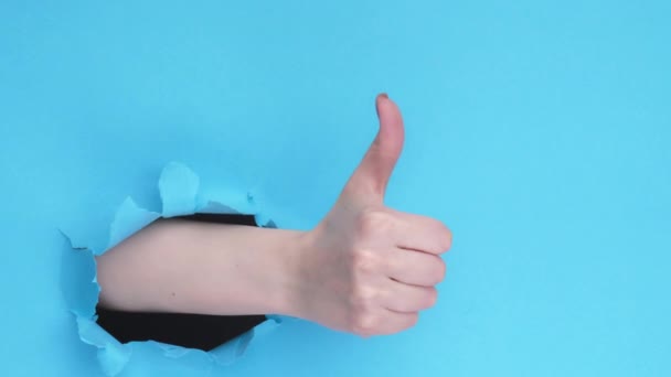 Like gesture super excellent thumb up paper hole — Stock Video