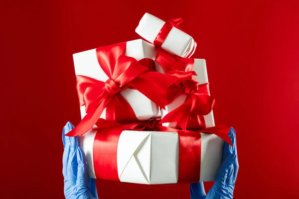 Feliz Navidad 2021 regalos de vacaciones pandemia — Foto de Stock