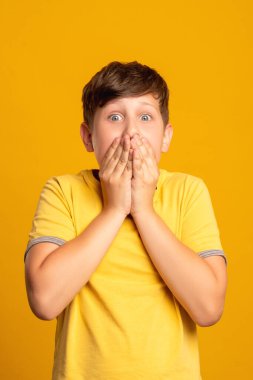 Etkilenmiş çocuk özel teklifi heyecan verici haber omg